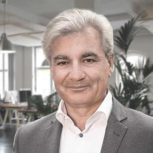 Dr. Spyros Chaveles